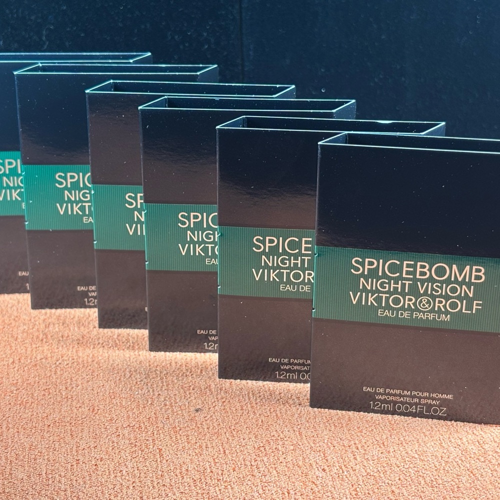 Viktor & Rolf Spicebomb Night Vision Sample Lot - Picture 2 of 2